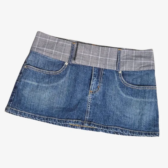 Y2k Rare Heart Moon Star Denim Mini Skirt with Plaid Waistband ! - Picture 2 of 6